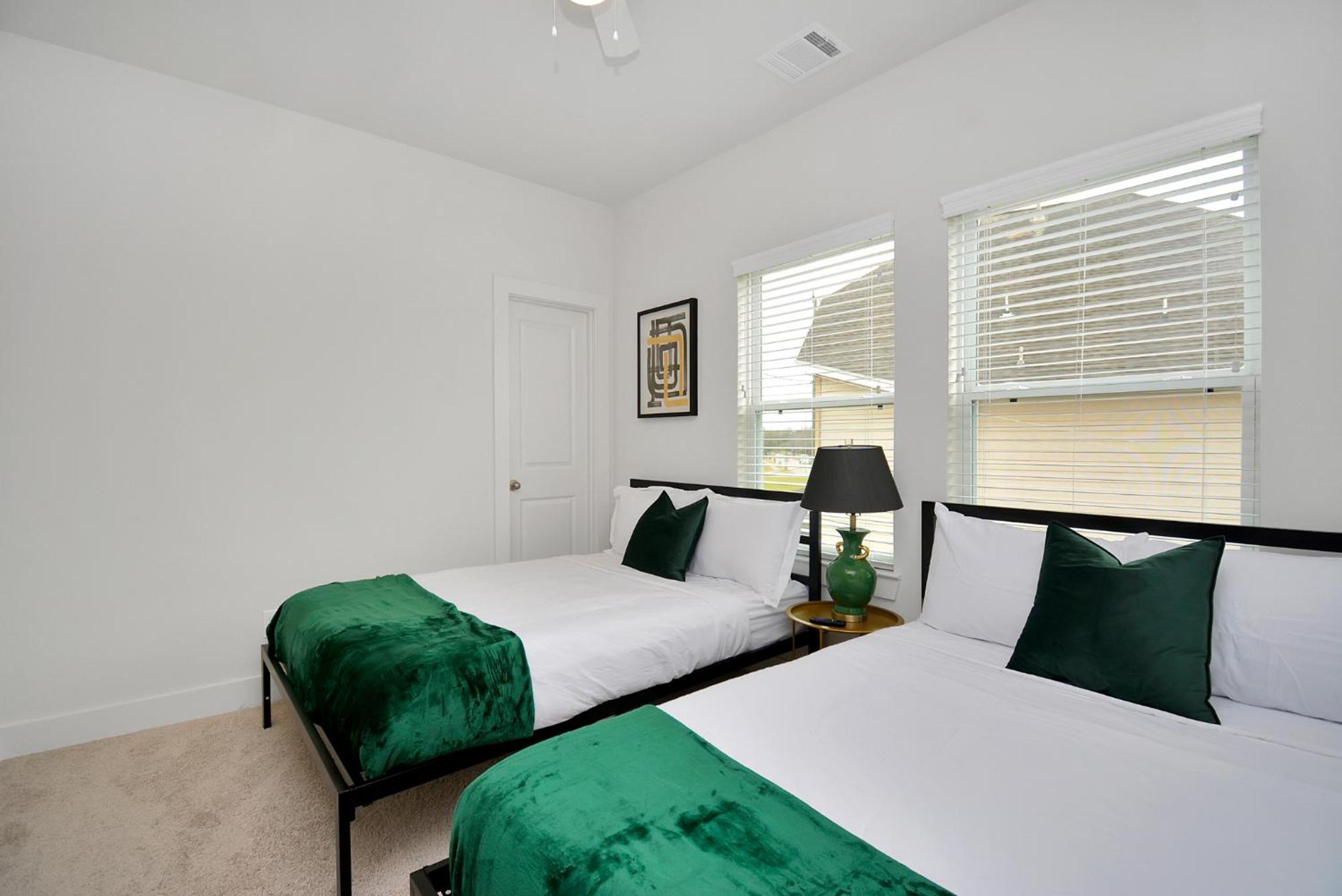 Emerald Palace - New, Modern 3Br Townhome Close To Downtown, Nrg, Med Ctr ฮูสตัน ภายนอก รูปภาพ