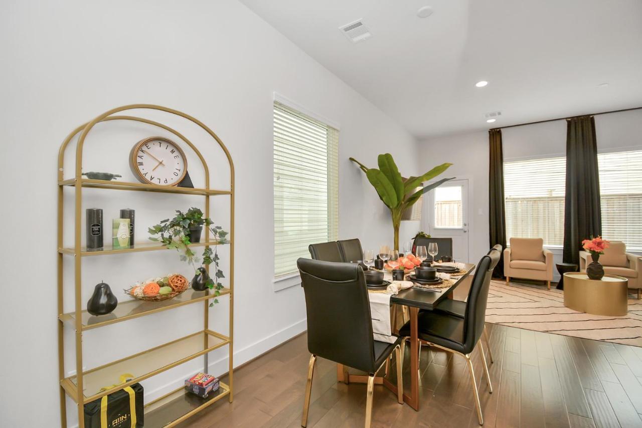 Emerald Palace - New, Modern 3Br Townhome Close To Downtown, Nrg, Med Ctr ฮูสตัน ภายนอก รูปภาพ