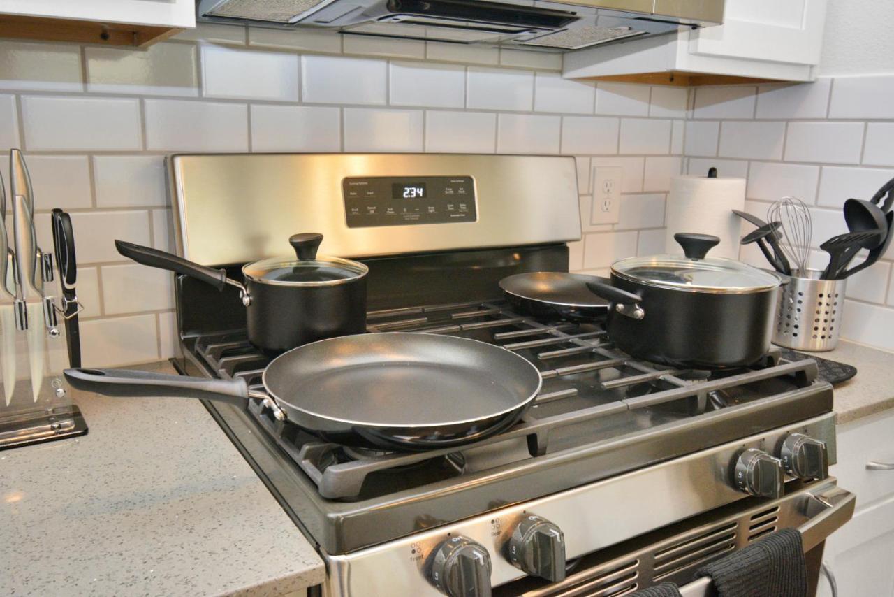 Emerald Palace - New, Modern 3Br Townhome Close To Downtown, Nrg, Med Ctr ฮูสตัน ภายนอก รูปภาพ
