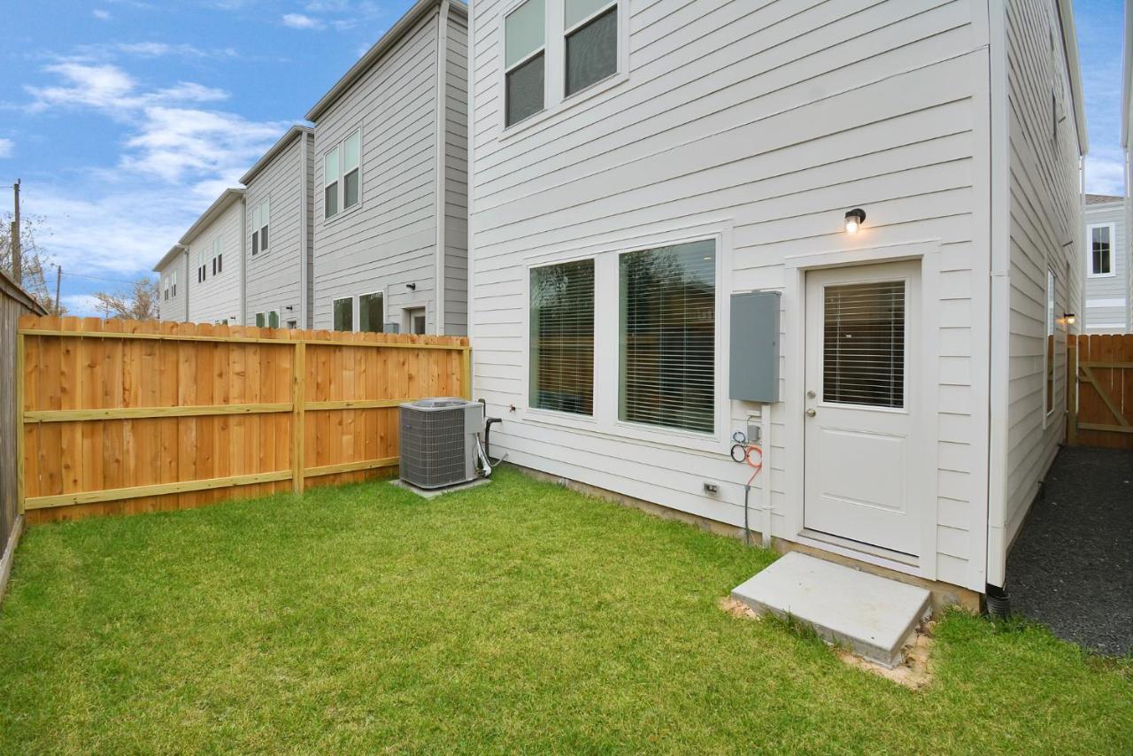 Emerald Palace - New, Modern 3Br Townhome Close To Downtown, Nrg, Med Ctr ฮูสตัน ภายนอก รูปภาพ