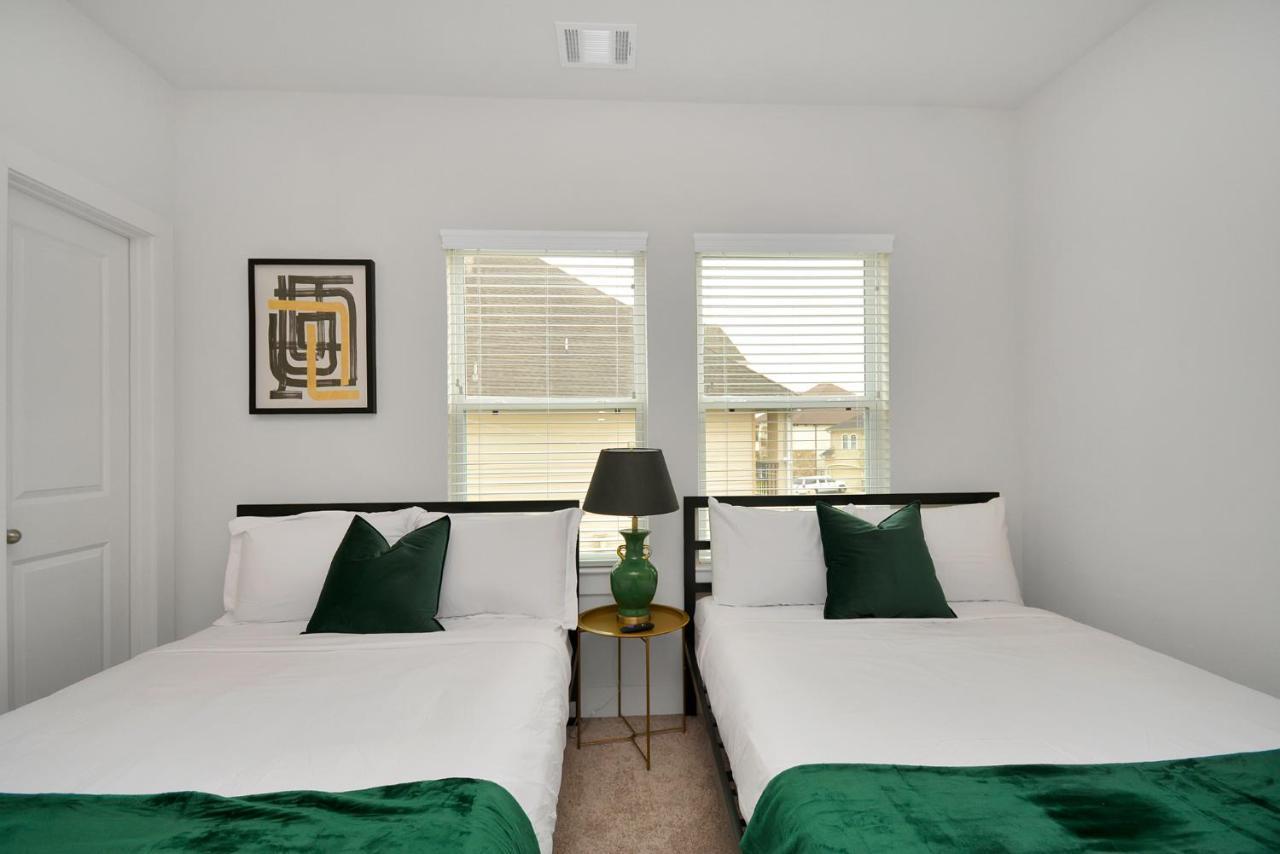 Emerald Palace - New, Modern 3Br Townhome Close To Downtown, Nrg, Med Ctr ฮูสตัน ภายนอก รูปภาพ